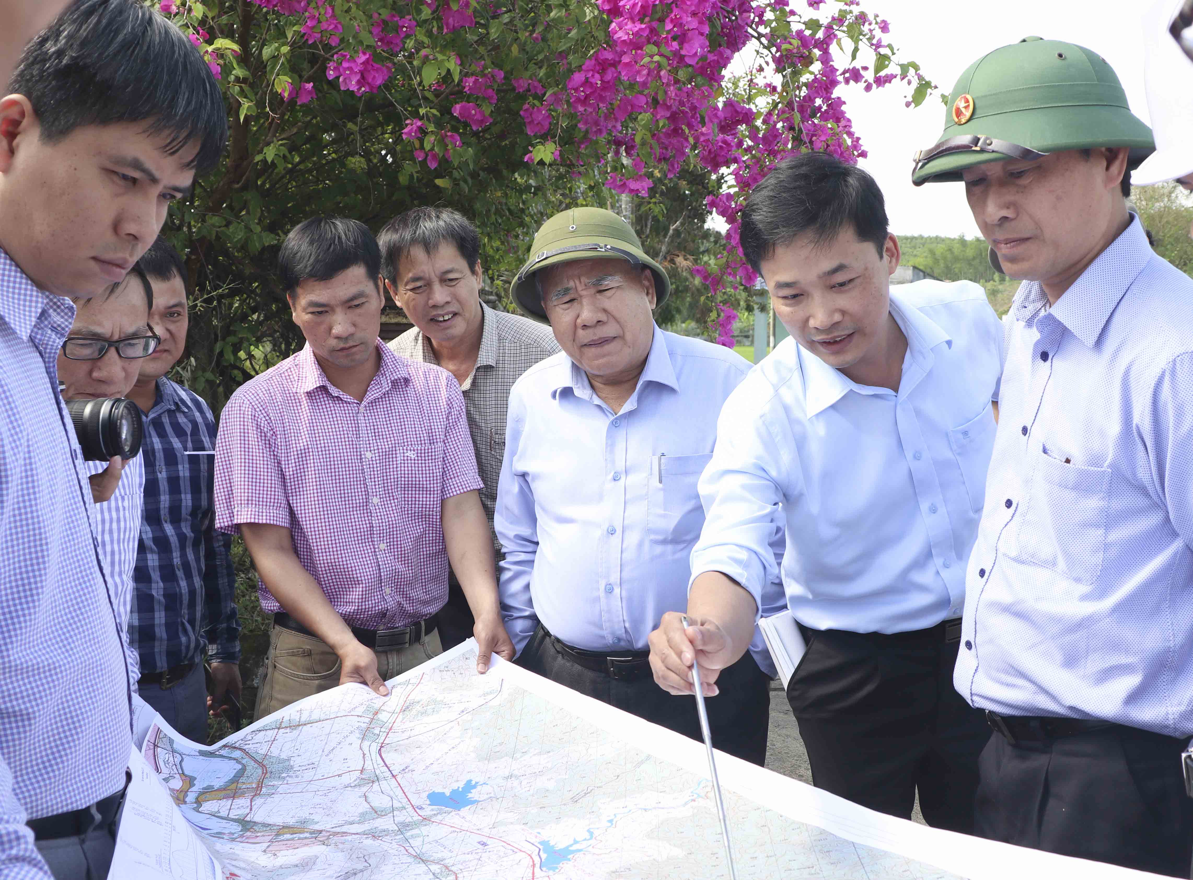 Nghiên cứu điều chỉnh hướng tuyến cao tốc Nha Trang - Cam Lâm