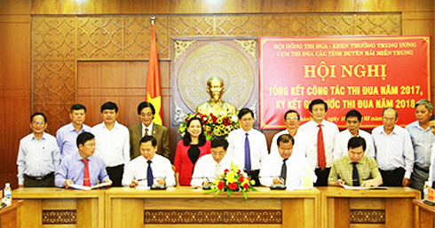 Khánh Hòa được đề nghị tặng cờ thi đua của Chính phủ