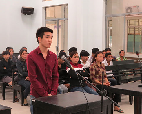 Giết người vì… nghi ngờ xúi giục đánh!