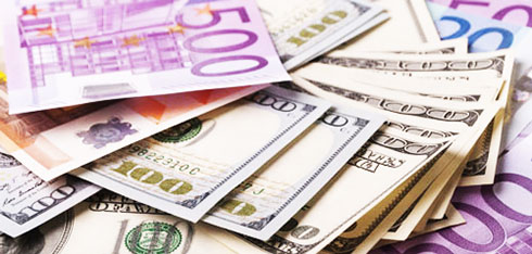 Cú huých bất ngờ, USD tăng ngược