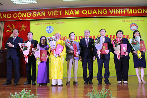 35 tác phẩm được trao Giải thưởng Sách quốc gia lần thứ nhất