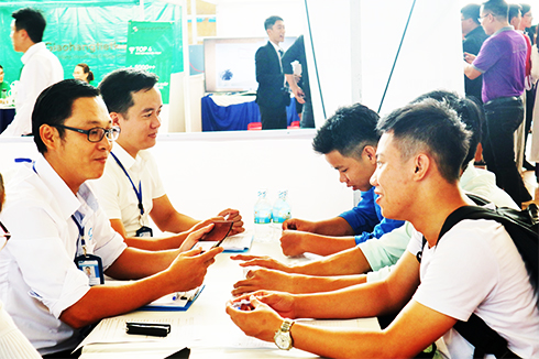 Tổ chức ngày hội tư vấn việc làm và hướng nghiệp