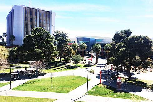 Trường Đại học Nha Trang: Tăng cường trao đổi sinh viên với đối tác Mỹ