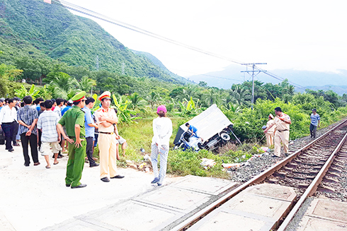 Đường ngang giao đường sắt tại Ninh Hòa: Cần sớm đầu tư barier tự động