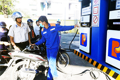 Giá xăng dầu đồng loạt tăng mạnh từ 15h chiều nay