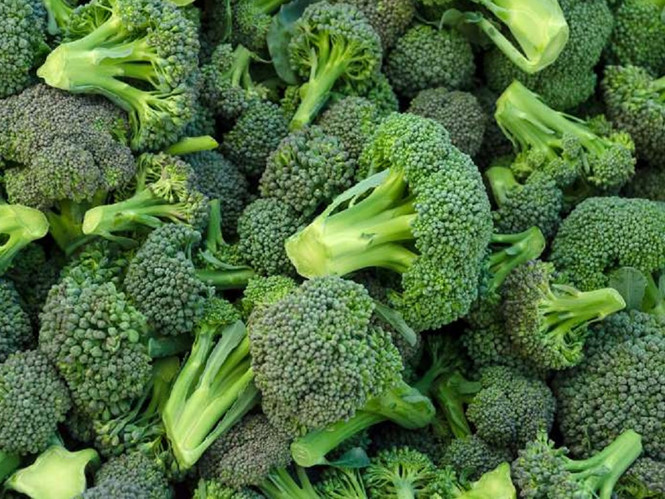 Bông cải xanh chứa rất nhiều chất chống oxy hóa mạnh, có thể giúp ngừa ung thư, tim mạch SHUTTERSTOCK