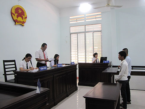 Thuê xe máy rồi cầm thế để mua ma túy