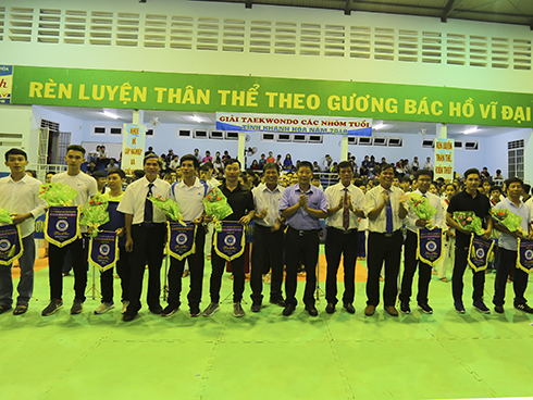 Hơn 130 võ sinh tranh tài giải Taekwondo tỉnh Khánh Hoà