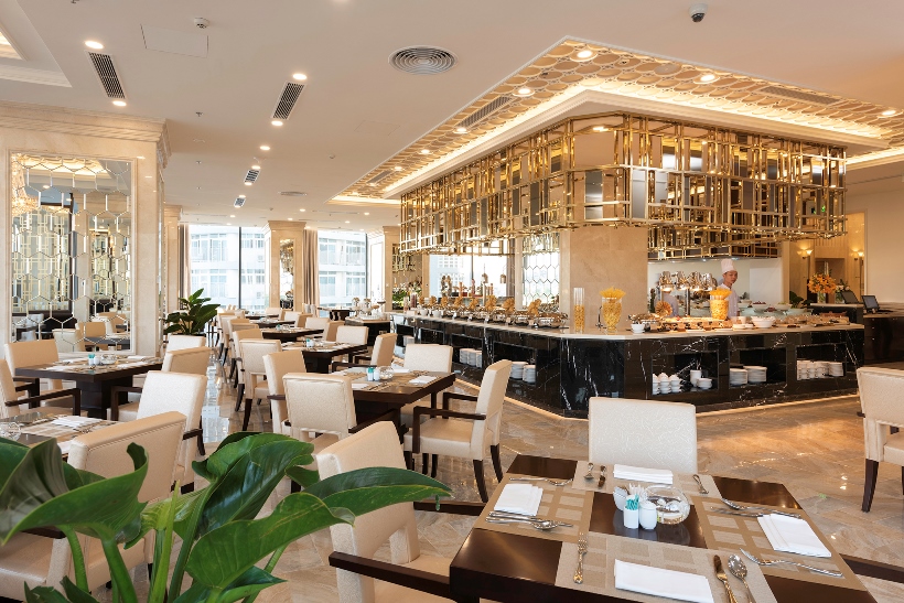 Hệ thống nhà hàng mang đến phong cách thưởng thức hương vị ẩm thực đậm chất Á - Âu trong không gian đặc sắc, tinh tế từ tầng cao