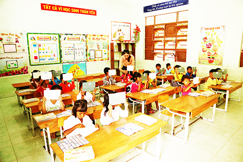 Tăng cường tiếng Việt cho trẻ dân tộc thiểu số