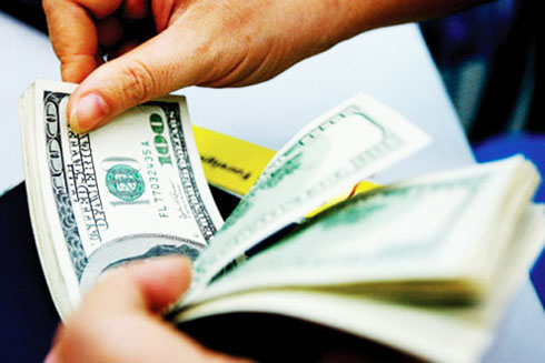 Ngân hàng đồng loạt giảm giá USD