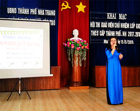 Phần thi kể chuyện của cô Nguyễn Thị Đức Linh.