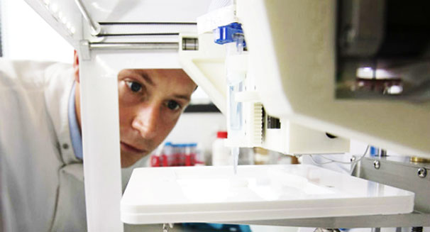 Ứng dụng công nghệ in 3D để tạo ra giác mạc cấy ghép trên người