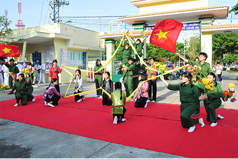 Công tác Đội trong trường học còn khó khăn
