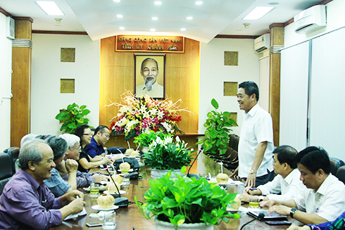 Làm việc với Hội đồng tư vấn xây dựng Bảo tàng tỉnh