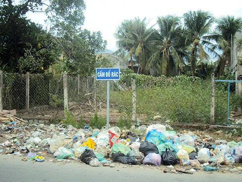 Đổ rác sai chỗ