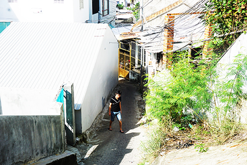 Vận động người dân hiến đất làm đường ở Nha Trang:Nhiều giải pháp tích cực