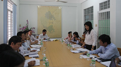 Đoàn giám sát làm việc với Sở Tư pháp.