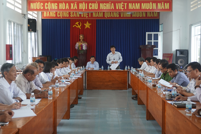 Ông Trần Sơn Hải làm việc với phường Ngọc Hiệp 