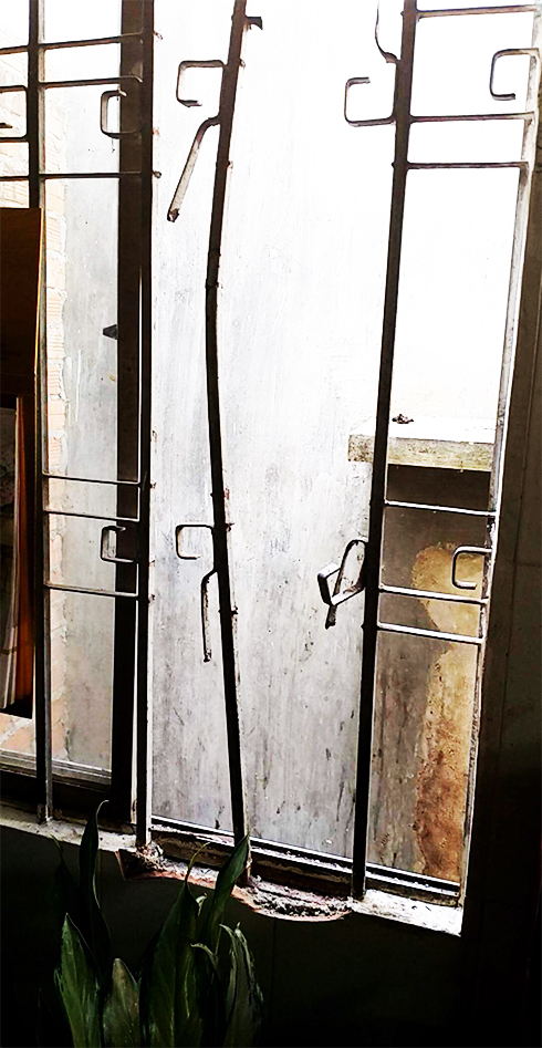 Đột nhập nhà dân trộm nhiều tài sản