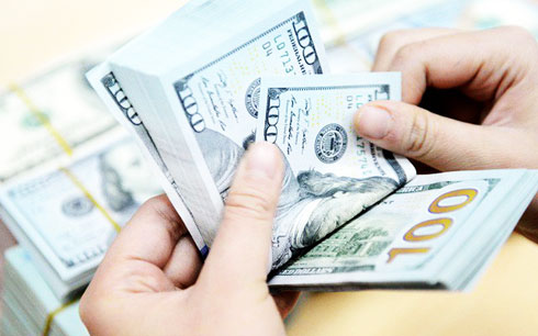 Giá mỗi USD lên sát mốc 23.000 VND