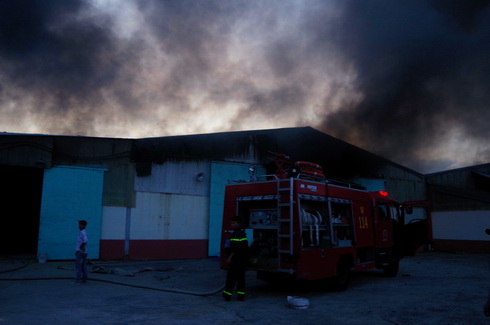 Hỏa hoạn tại công ty sản xuất đồ gỗ