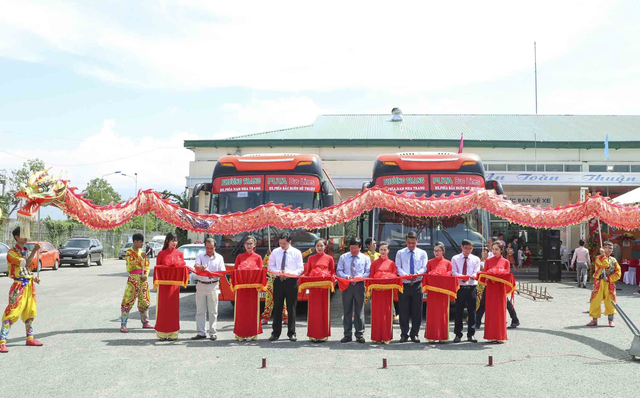 Khai trương tuyến xe khách Nha Trang đi Buôn Mê Thuột