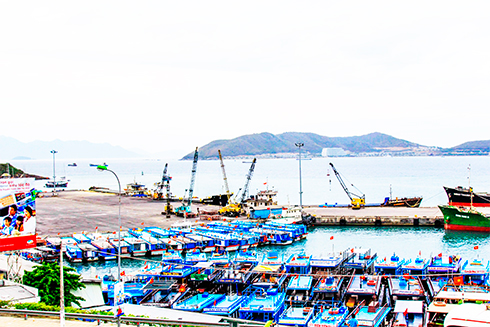 Hàng trăm phương tiện thủy nội địa: Gặp khó vì thiếu thuyền viên