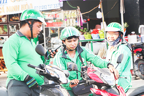 Xe ôm thời công nghệ