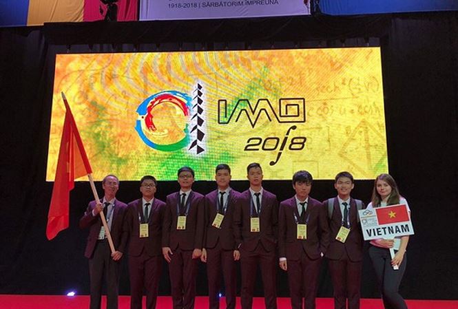 Việt Nam đoạt 1 huy chương vàng Olympic Toán học quốc tế 2018