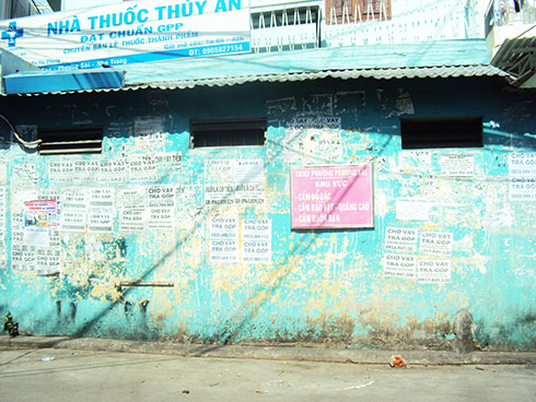 Nhếch nhác quảng cáo, rao vặt