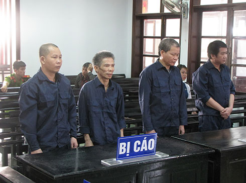 Bộ tứ trộm xe máy chuyên nghiệp lãnh án