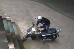 Bắt nghi phạm trộm xe máy