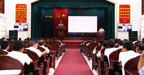 Quang cảnh hội nghị.