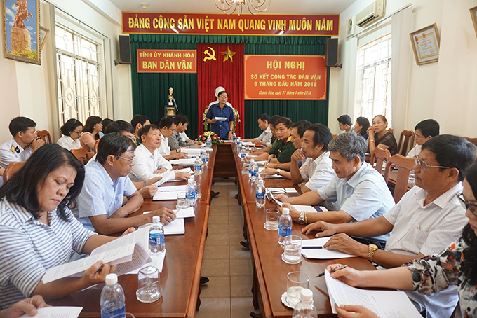 Quang cảnh hội nghị.