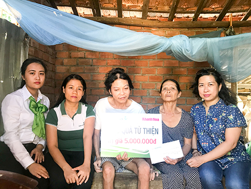 Bạn đọc ủng hộ gia đình bà Lê Thị Liên hơn 35 triệu đồng