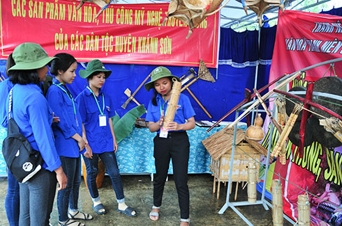 Typical items displayed in section of Khanh Son youths