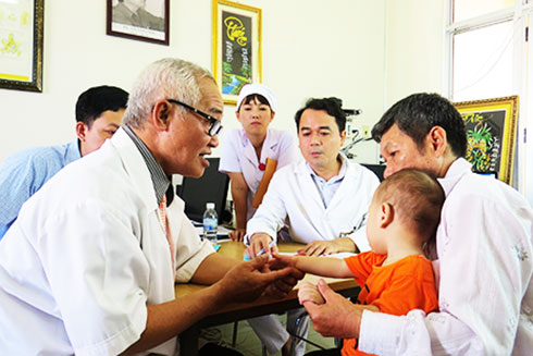 Ứng dụng nhiều kỹ thuật cao trong chỉnh hình nhi