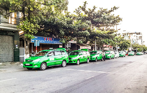 Siết chặt hoạt động của taxi