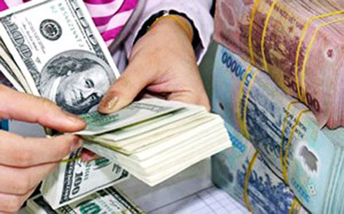 Giá USD bật tăng mạnh