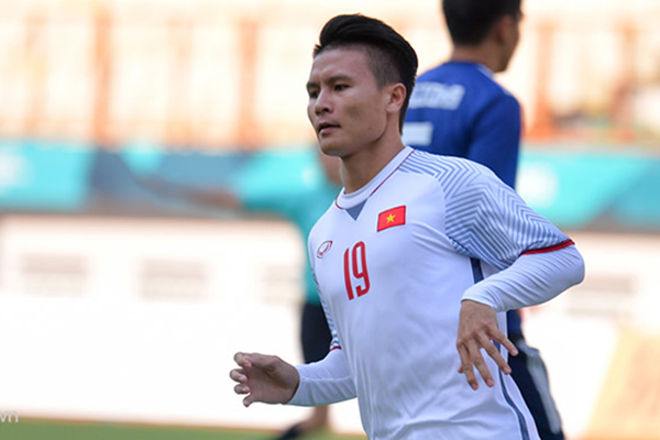 Quang Hai scores only goal in match with Japan