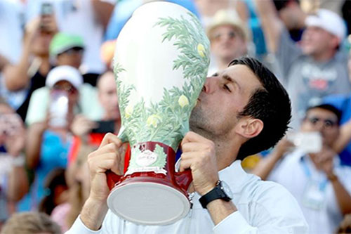 Djokovic mới giành hai danh hiệu trong năm nay, nhưng đó đều là những chức vô địch rất quan trọng tại Wimbledon và Cincinnati. Ảnh: Sky Sports.