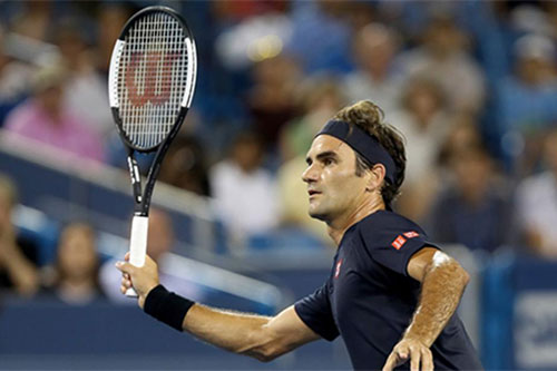 Federer không thể đảo ngược tình thế trong ngày Djokovic chơi thăng hoa. Ảnh: ATP.