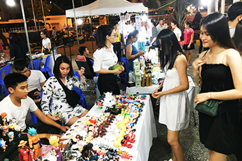 Zone 79 Flea Market attracts young people.