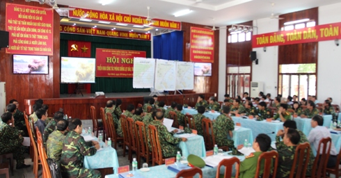 Vận hành cơ chế triển khai các bước ứng phó với cơn bão mạnh sắp đổ bộ (tình huống giả định).