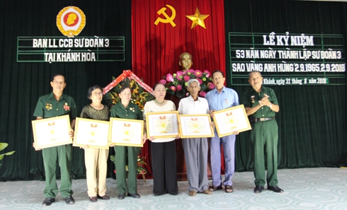 Gặp mặt kỷ niệm 53 năm ngày thành lập Sư đoàn 3