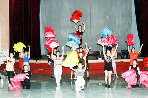 Nhiều chương trình nghệ thuật chào mừng Tết độc lập