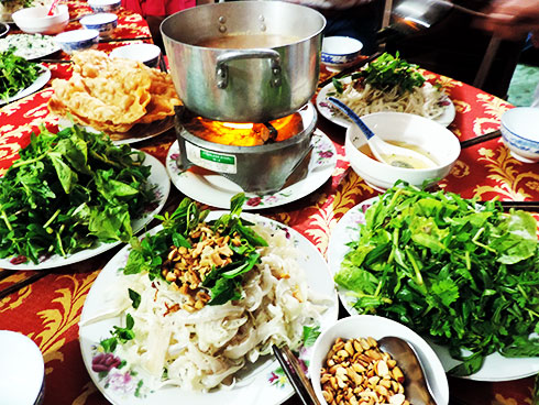 Về Hòn Khói nhớ món gỏi nước lèo