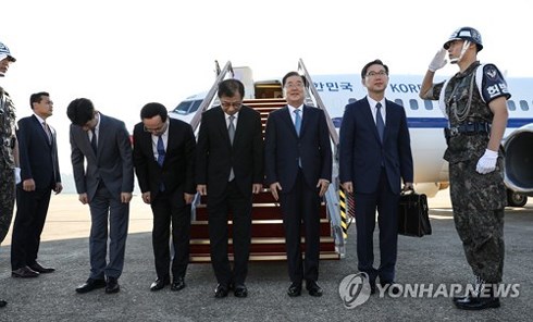 Phái đoàn đặc biệt của Hàn Quốc lên đường sang Triều Tiên ngày 5/9. (Ảnh: Yonhap)