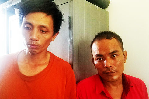 Bắt nhóm đạo chích chuyên đột nhập nhà dân